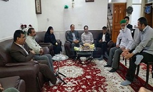 عضو کمیسیون امنیت ملی مجلس شورای اسلامی با خانواده ایثارگران در نیشابور دیدار کرد