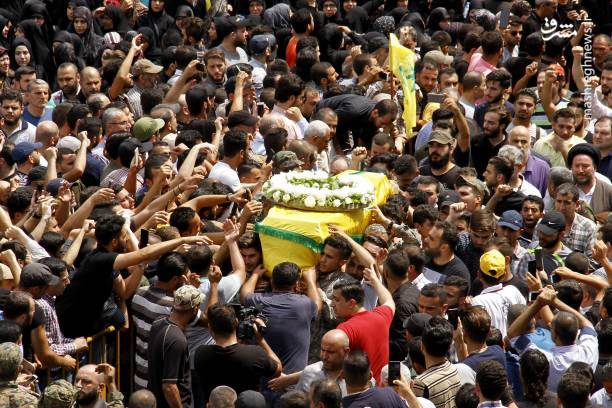 تصاویر/ تشییع باشکوه شهدای حزب الله