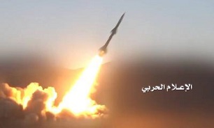 اصابت موشک «زلزال۲» یمن به مواضع شبه‎نظامیان سعودی در منطقه «مخاء»