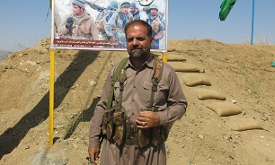 عشق به رهبر ما را در میدان نگه داشته است/ سپاه در کردستان تنهاست
