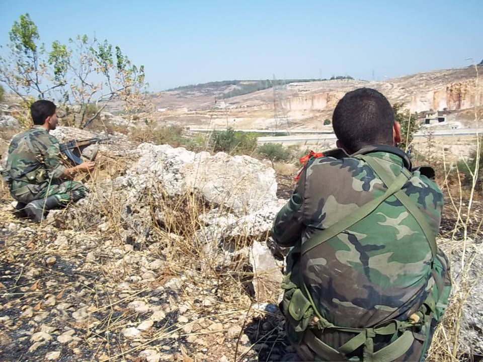پیشروی ارتش در شرق حمص/ عملیات «گردان‌های سیدالشهداء (ع)» عراق در صحرای سوریه/ آغاز نشست معارضان در ریاض