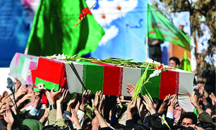 پیکر پاک و مطهر 2 شهید گمنام در میانراهان صحنه خاکسپاری شد