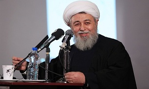 ایران اسلامی به برکت ولایت پیروز است