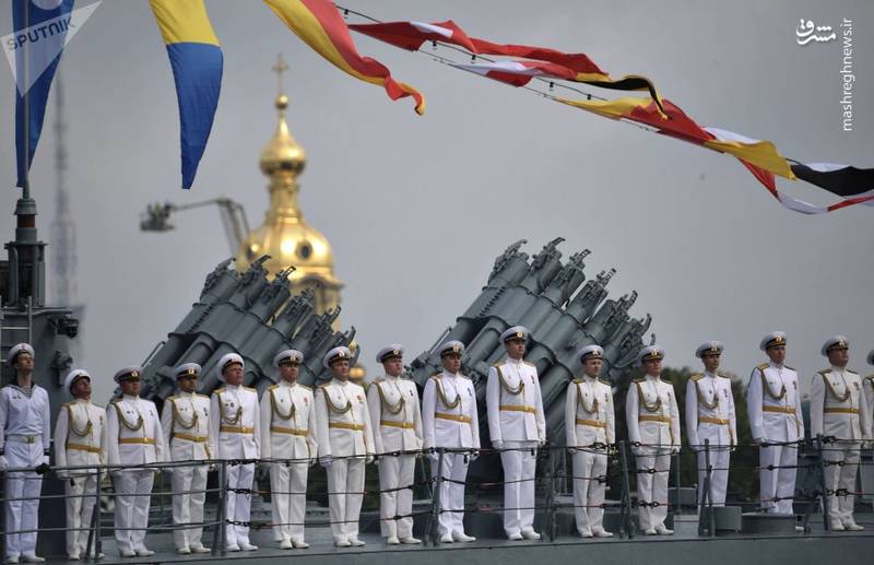 تصاویر/ تفنگداران سپاه در جشن روز نیروی دریایی روسیه