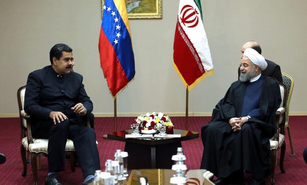 تاکید روحانی بر توسعه روابط تهران کاراکاس و برگزاری کمیسیون مشترک
