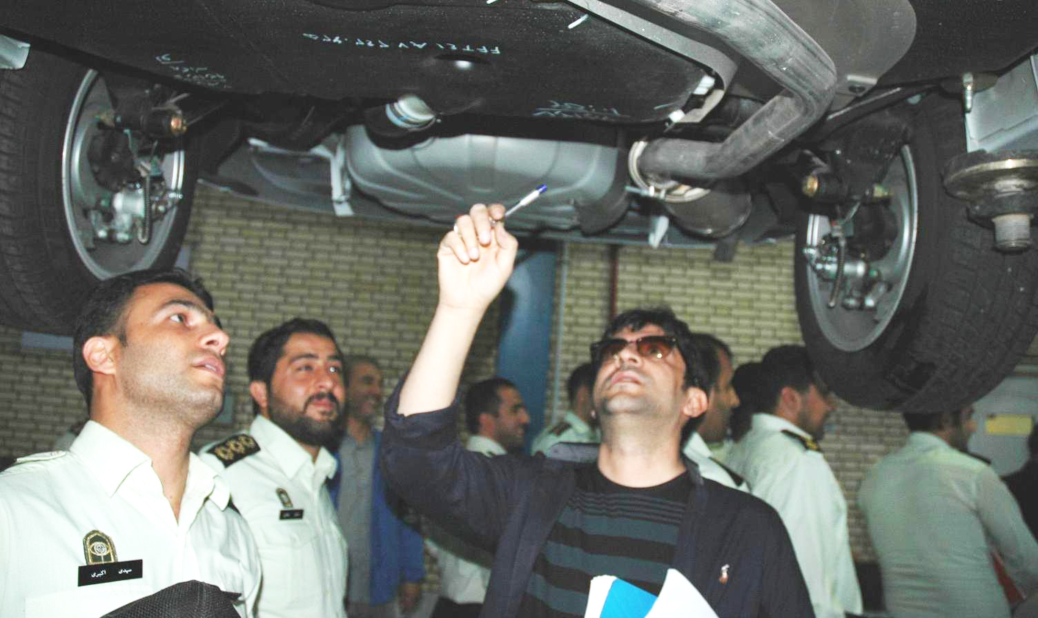 آموزش افسران پلیس آگاهی در خصوص اصالت وسائط نقلیه در ایران خودرو