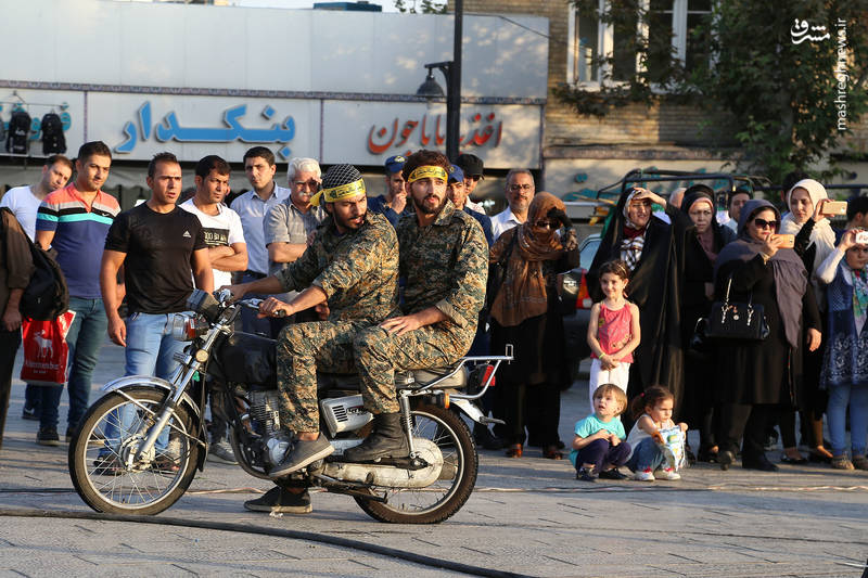 تصاویر/ اجرای نمایش شهیدحججی در میدان امام حسین (ع)