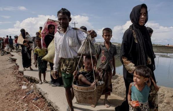 خون در خیابان‌های راخین جاری است/ مسلمانان میانمار روزهای سختی در پیش دارند