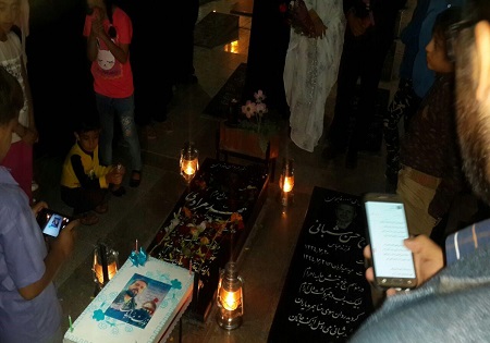 جشن تولد شهید مدافع حرم با حضور عروس و داماد+ تصاویر