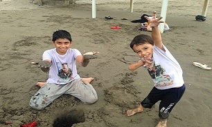 اردوی فرهنگی تفریحی خانواده شهدای مدافع حرم قم در «رویان» مازندران