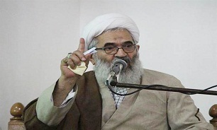 عاشورا پشتوانه محکم و عظیمی برای پیروزی انقلاب اسلامی بود