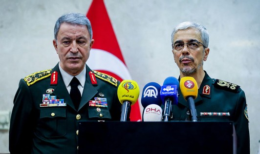 گسترش همکاری‌های نظامی ایران و ترکیه/ همه‌پرسی در شمال عراق مورد پذیرش نیست