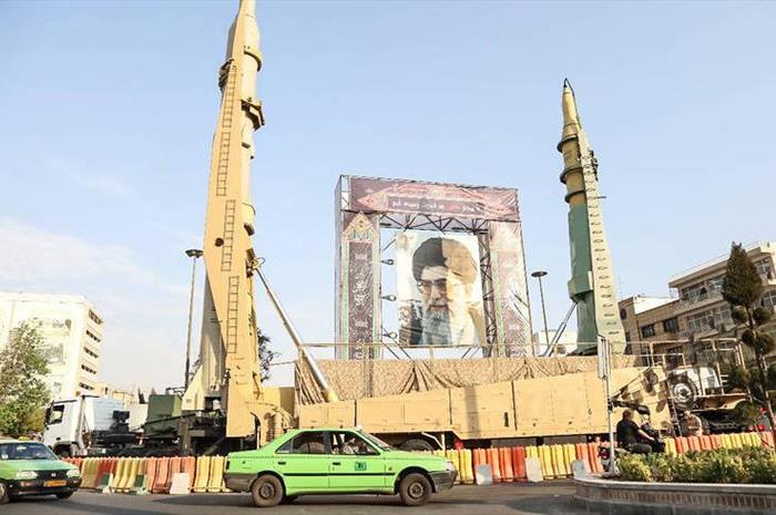 استقرار «سامانه اس300» و «‌اس200» در قلب تهران