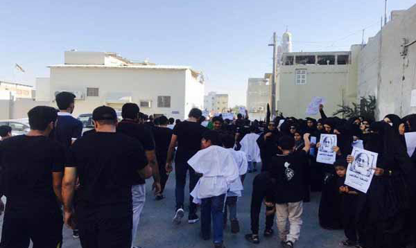 تظاهرات کفن‌پوشان بحرینی در حمایت از آیت‌الله عیسی قاسم