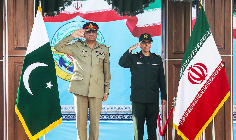 استقبال رسمی سرلشکر باقری از رییس ستاد ارتش پاکستان