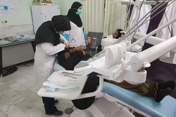 ویزیت 700 بیمار توسط پزشکان دانشگاه بقیه الله(عج) در «هیرمند»