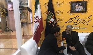 حضور سرهنگ «احمد حسینی» در غرفه خبرگزاری دفاع مقدس