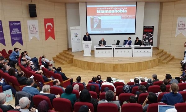 آغاز به‌کار کنفرانس «مقابله با اسلام هراسی» در استانبول