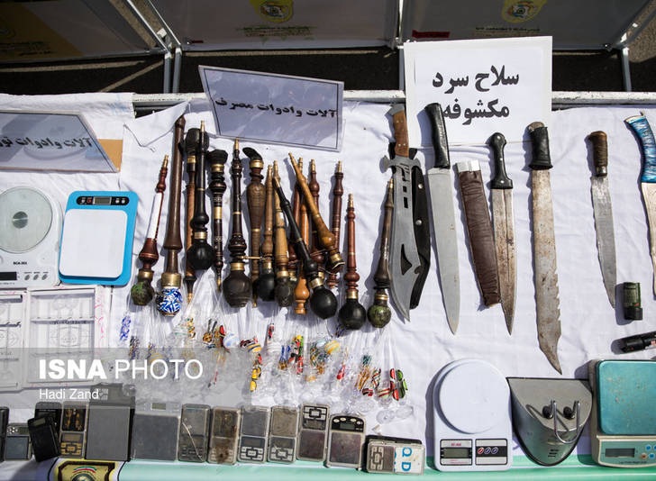 عکس/ سلاح کشف‌شده از موادفروشان تهرانی