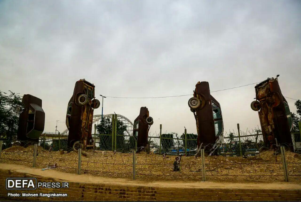 ماجرای عمود کردن ۲۷ هزار ماشین فیات و تویوتا برای محاصره خرمشهر+ عکس