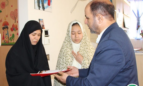 فرماندار پیشوا با خانواده شهید مدافع حرم دیدار کرد+ عکس