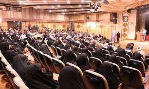 همایش روز «هنر انقلاب اسلامی» در قم برگزار شد