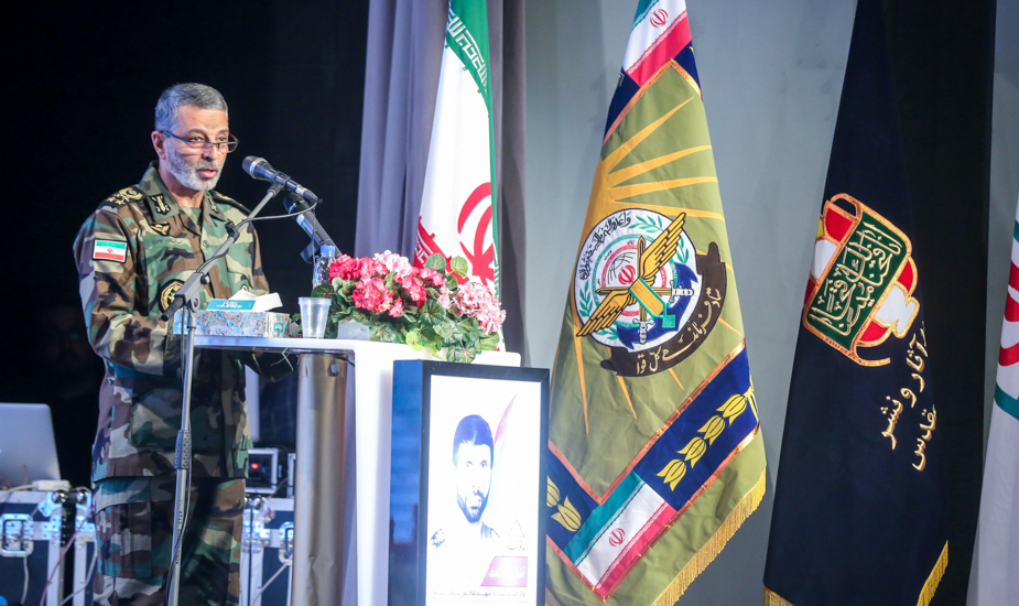 «عشق مردم به شهدا» قدرت واقعی جمهوری اسلامی ایران است/ صیادشیرازی امیرالشهدای ارتش است
