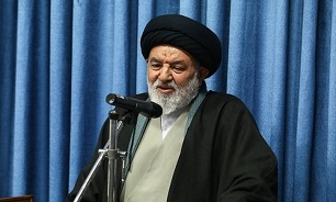 حجت‌الاسلام موسوی عمر خود را صرف تربیت نیروهای انقلابی کرد