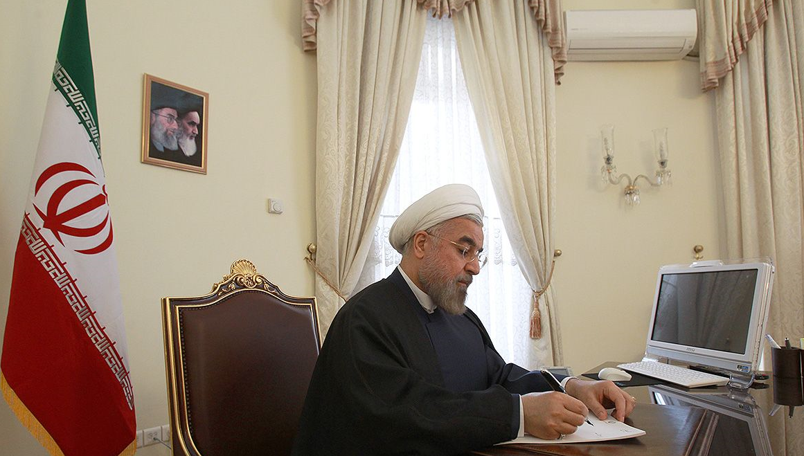 حجت الاسلام روحانی انتصاب رئیس جدید مجمع تشخیص مصلحت نظام را تبریک گفت