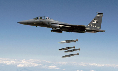 کشته شدن 10 غیر نظامی در حملات جنگنده‌های آمریکا به شرق سوریه