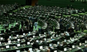 منع وزارتخانه‌ها و دستگاه‌های دولتی از خرید کالاهای غیر ایرانی