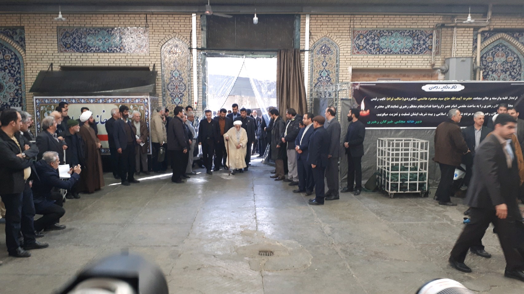مجلس ترحیم آیت‎الله هاشمی شاهرودی در مسجد ارگ تهران برگزار شد