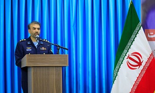 امام خمینی بدنه ارتش را از سران وابسته و فرماندهان اجنبی جدا کرد