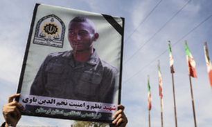 تشییع پیکر پاک و مطهر سرباز شهید نظم و امنیت «نجم‌الدین باوی» در خوزستان