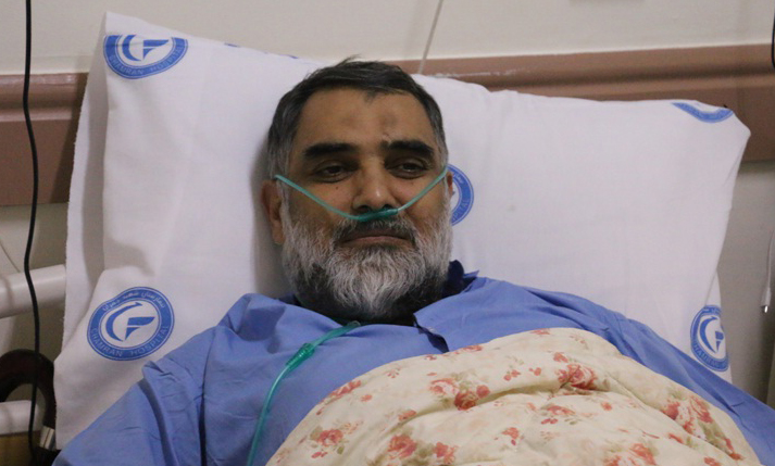رئیس سازمان عقیدتی سیاسی وزارت دفاع از حجت الاسلام توحیدی عیادت کرد