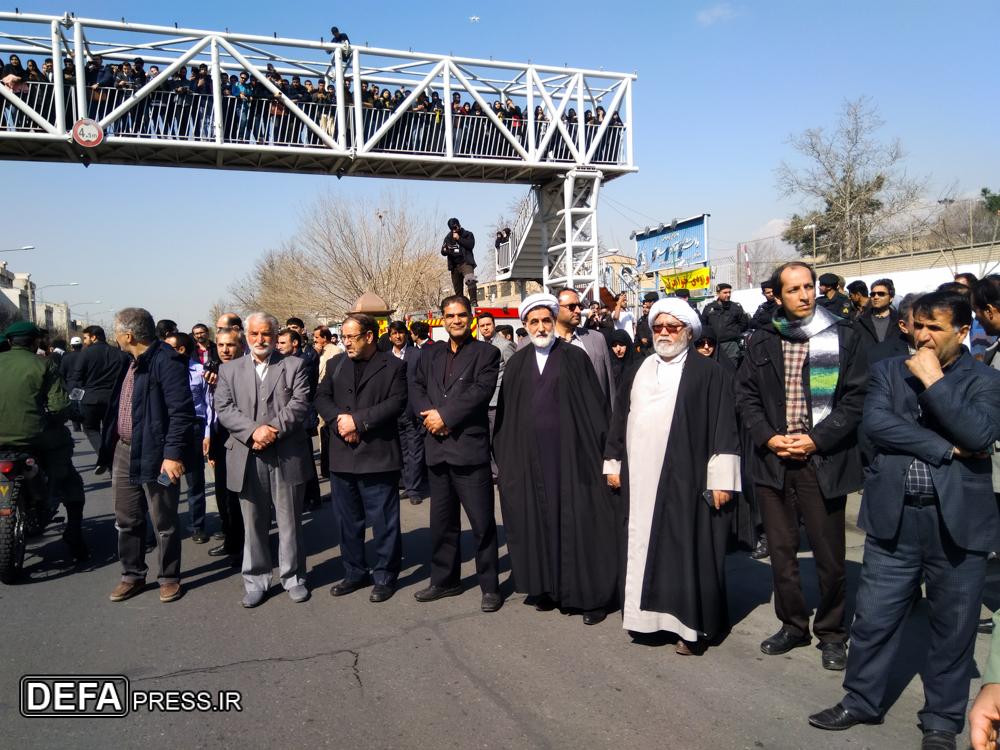 تشییع شهدای گمنام در دانشگاه آزاد اسلامی واحد تهران جنوب + تصاویر