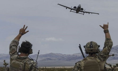 حمله هوایی آمریکا به نیرو‌های امنیتی در جنوب افغانستان ۵ کشته برجا گذاشت