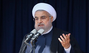 مردم ایران با وجود مقاومتشان در مقابل دشمنان تسلیم نخواهند شد