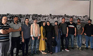 بازدید فیلمسازان خارجی جشنواره رسام از مرکز فرهنگی و موزه دفاع مقدس خرمشهر