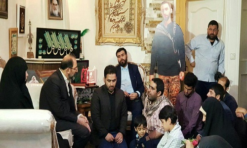 حضور گروه جهادی ایثار و شهادت در منزل شهید حدادیان+ تصاویر