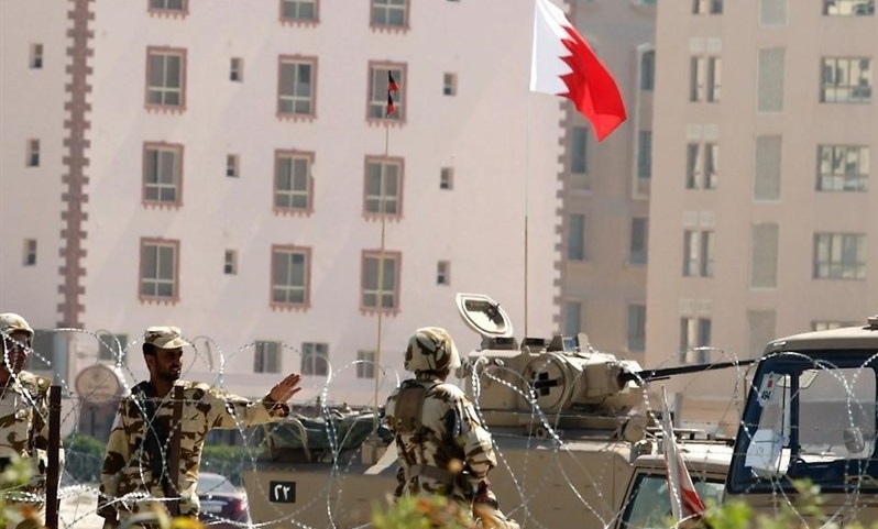 نقض حقوق بشر در بحرین| تشدید سرکوب معترضان؛ آل خلیفه ۱۱۵ نفر را سلب تابعیت کرد