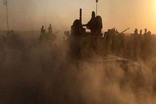 نبرد سنگین ارتش سوریه با داعش در جنوب دمشق همچنان ادامه دارد