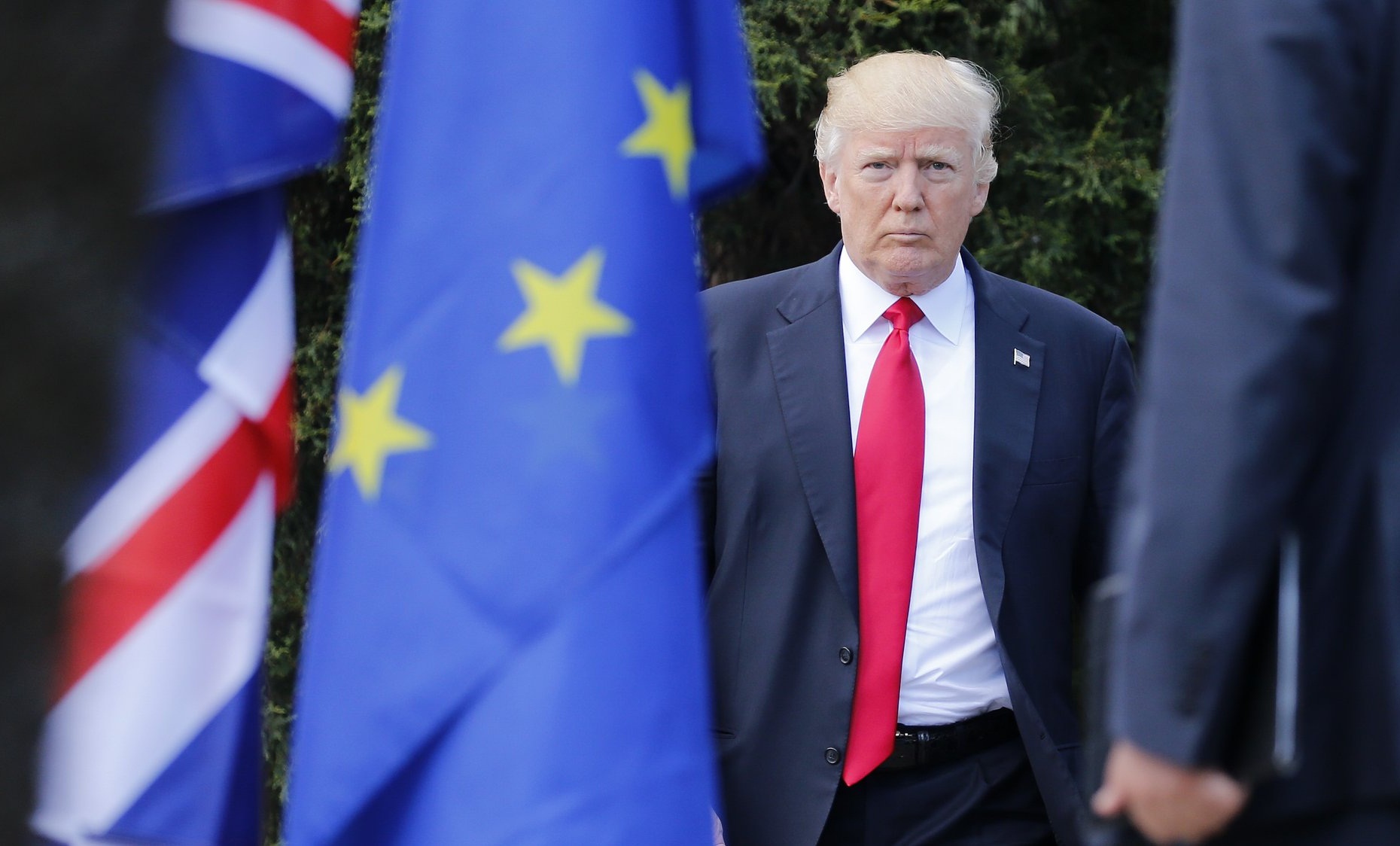 اروپا؛ در مسیر تقابل یا تعامل با آمریکا؟/ اروپا نسبت به عملکرد آمریکا نگران است؟