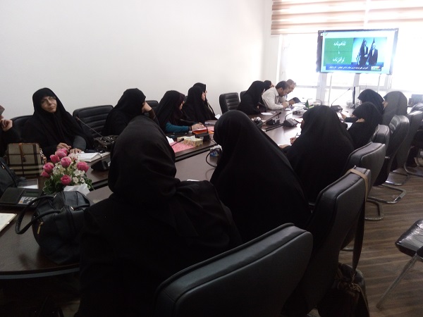 کارگاه آموزشی روانشناسی خانواده و «سبک زندگی جهادی» در کرمان برگزار شد