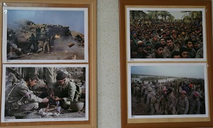 نمایشگاه عکس دفاع مقدس در دانشگاه آزاد «یاسوج» برپا شد