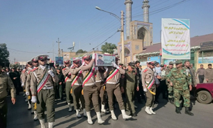 تشییع پیکر شهید دوران دفاع مقدس در کرمانشاه