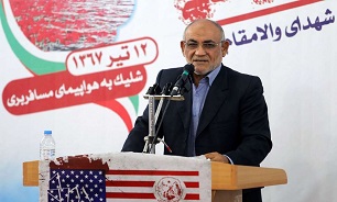 ملت ایران در مقابل اقدامات ضد بشری آمریکا 40 سال پای این انقلاب ایستاده است