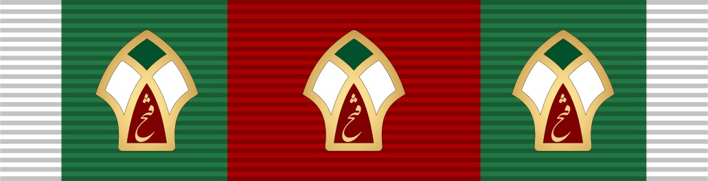 سردار پاکپور دارای نشان «فتح یک»