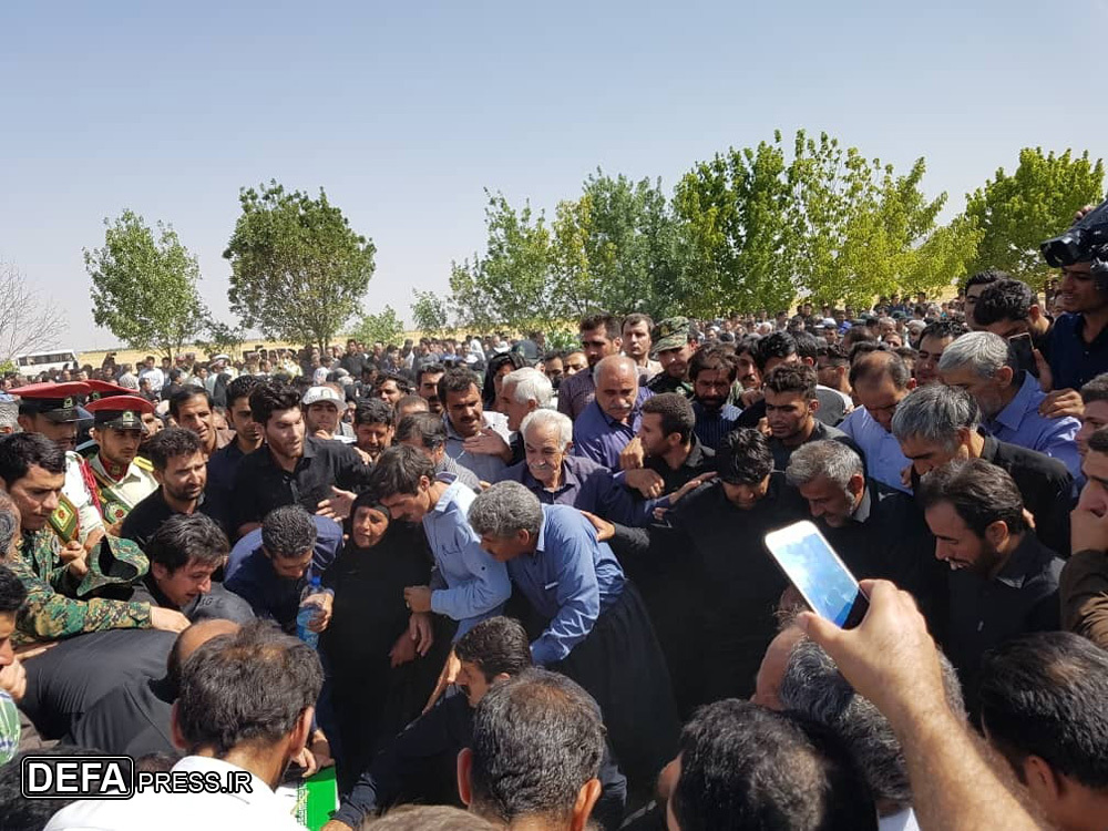 تشییع پیکر شهید ترور « حسن ملکی» در شهر ماهیدشت