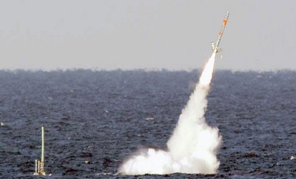 ورود زیر دریایی حامل موشک‌های «تام هوک» آمریکا به دریای مدیترانه